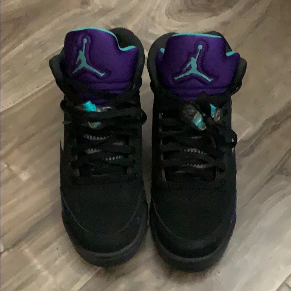 Jordan’s boys size 6